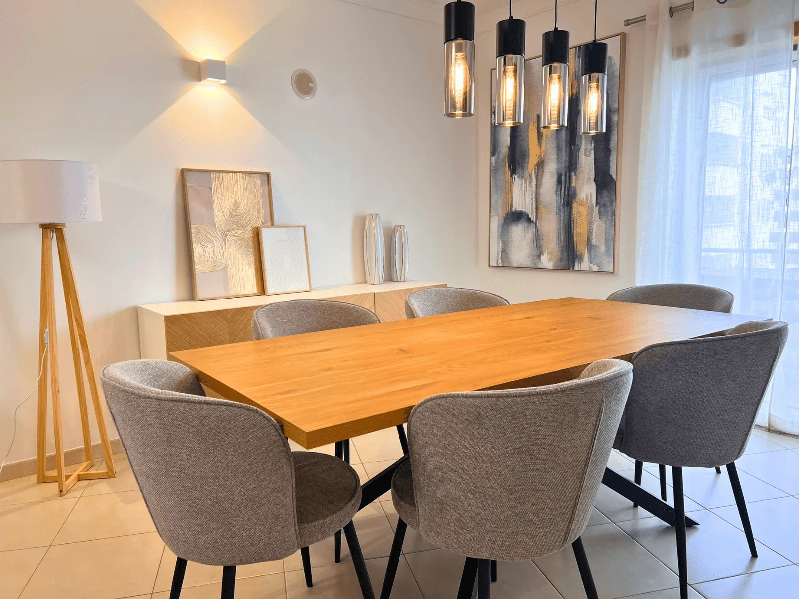 Timeless Beach IV — interior 13